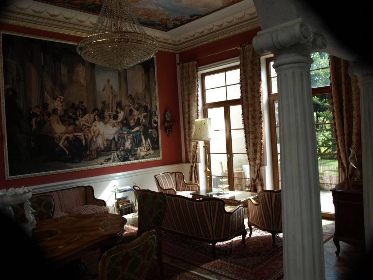 Villa-Angelina Langenzersdorf エクステリア 写真